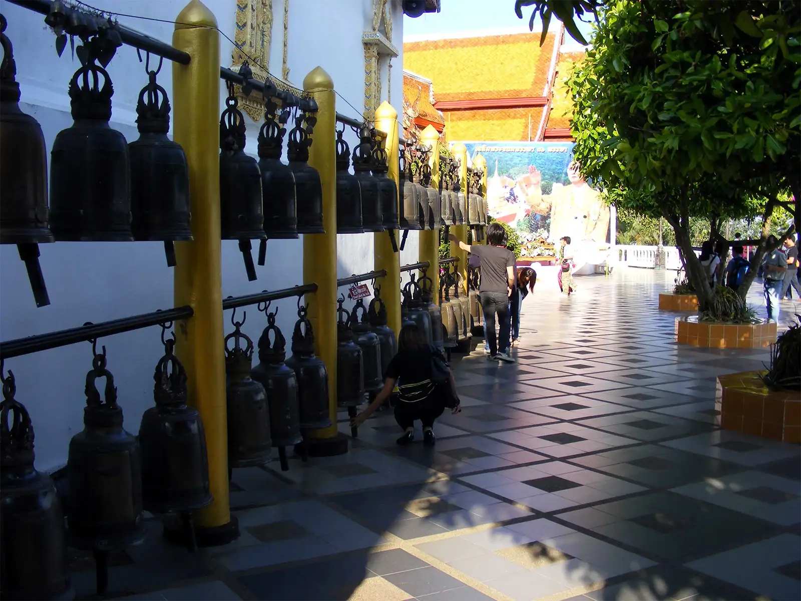 Cloches au Wat Phra That Doi Suthep à Chiang Mai – Thaïlande