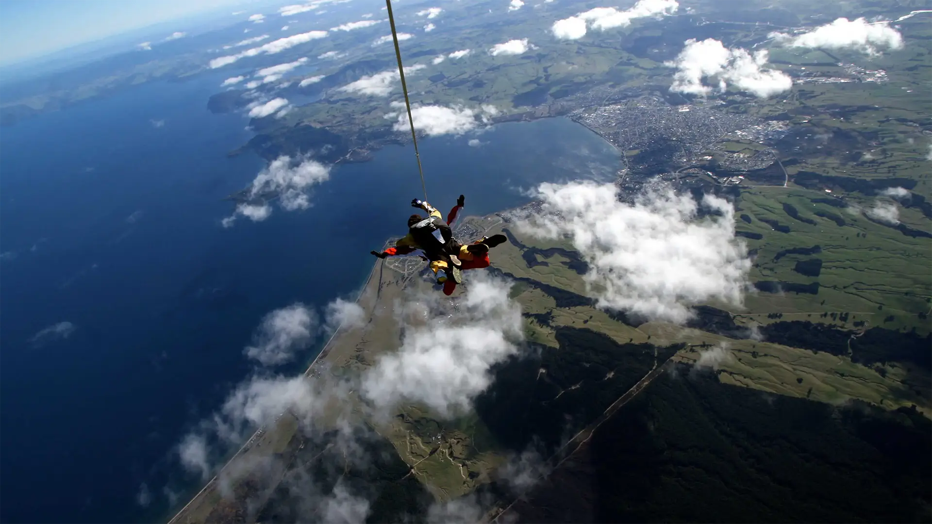 Saut en parachute à Taupo – Nouvelle-Zélande