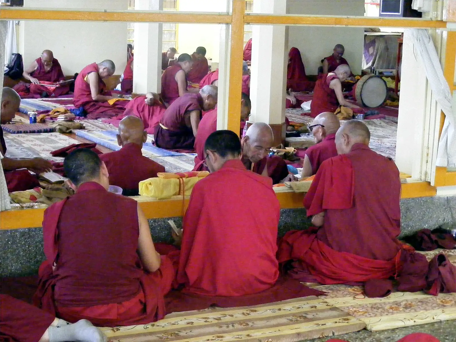 Réfugiés tibétains dans la résidence du Dalaï-lama à Dharamsala